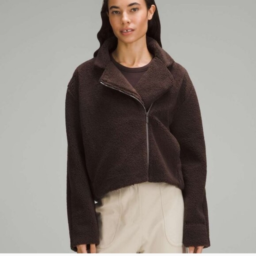 Lululemon M Women's Teddy Brown Jacket